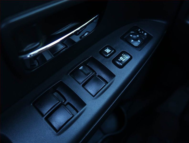 Mitsubishi ASX (2015) 1.8 DI-D MIVEC, 4X4, Tempomat - fotka 16 z 18