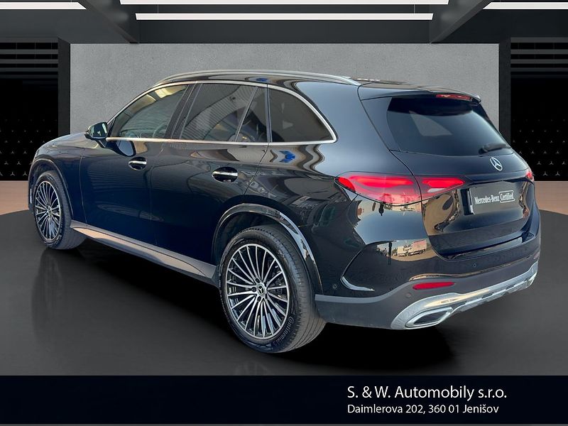 Mercedes-Benz GLC 220 d 4MATIC - fotka 7 z 37