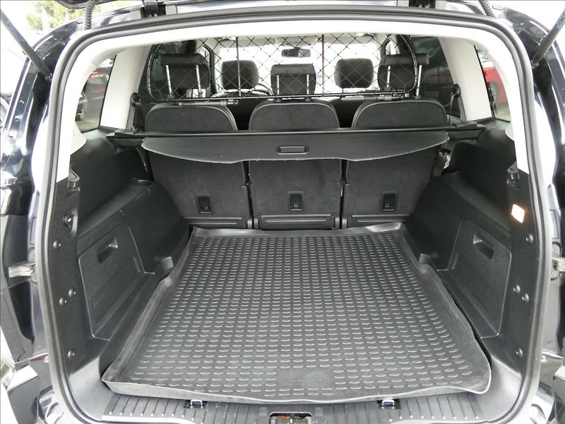 Ford S-MAX 2,0 EcoBoost Titanium,AT,závěs - fotka 19 z 60