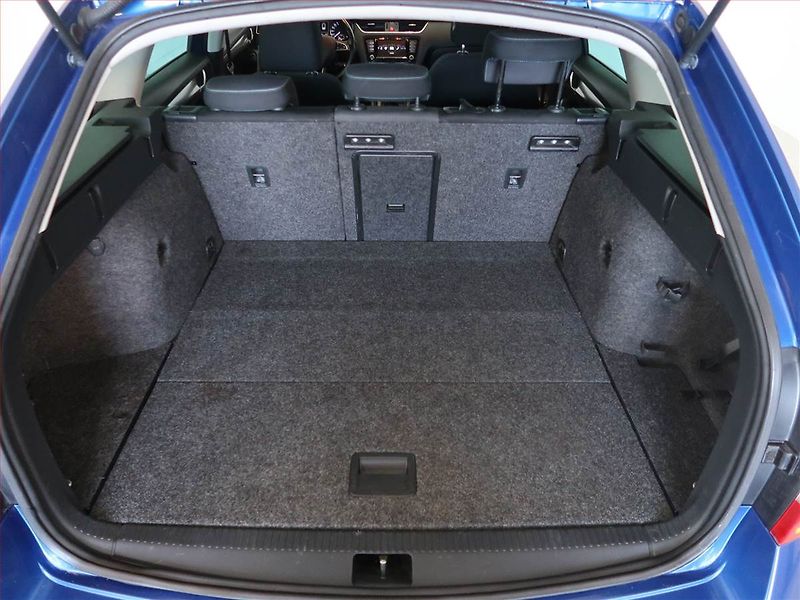 Škoda Octavia (2016) Style Plus 2.0 TDI, Xenony - fotka 13 z 14