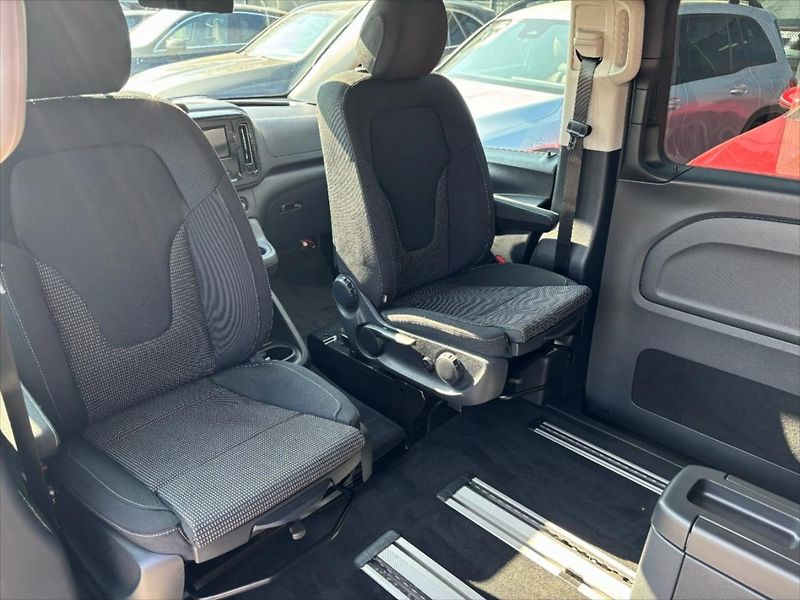 Mercedes-Benz Vito (2026) 2,0 119 CDI / Tourer Select / - fotka 7 z 9