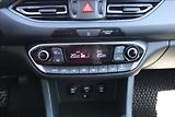 Hyundai i30 1,5 i  SMART, VÝHŘEVY, ČR - náhled 21