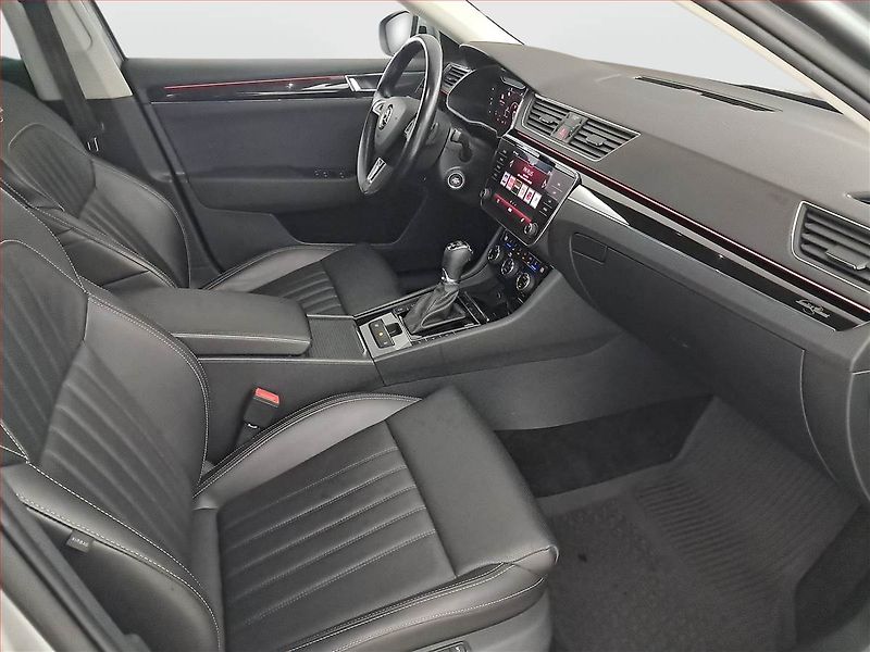 Škoda Superb (2020) Laurin&Klement 2.0 TDI - fotka 9 z 20