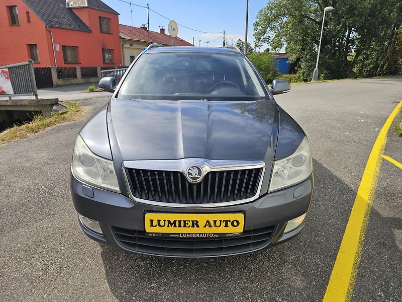 Škoda Octavia (2011) 2 2.0TDI DSG FACELIFT - fotka 8 z 18