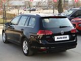 Volkswagen Golf (2016) 2.0TDi, ČR, Highline, DSG - náhled 6