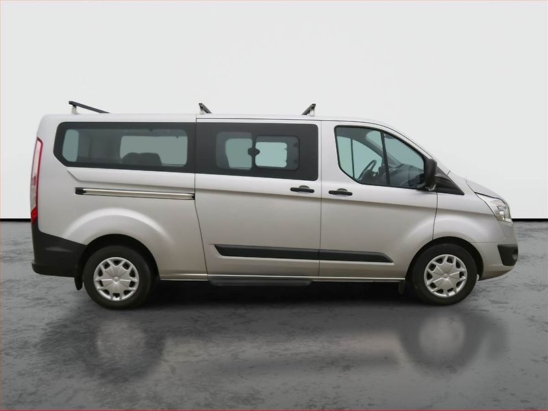 Ford Tourneo Custom (2017) Trend 2.0 EcoBlue, 1Maj, DPH - fotka 6 z 19