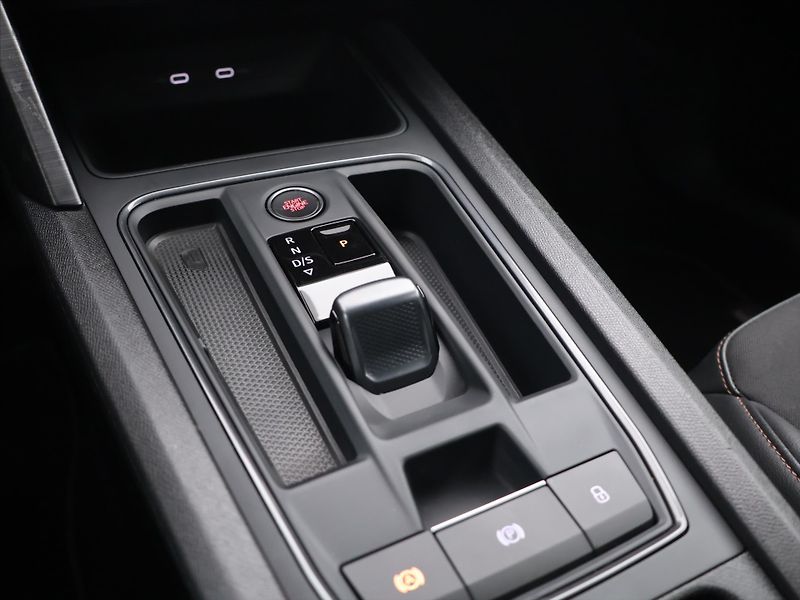 Cupra Formentor 1,5 TSI 110kW DSG DPH - fotka 19 z 28