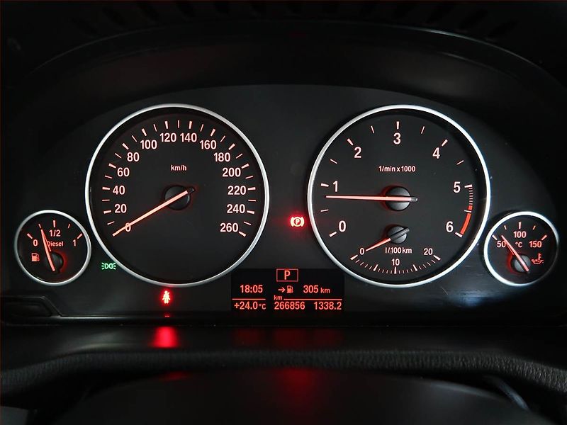 BMW X3 (2013) xDrive20d, 4X4, Automat - fotka 10 z 15