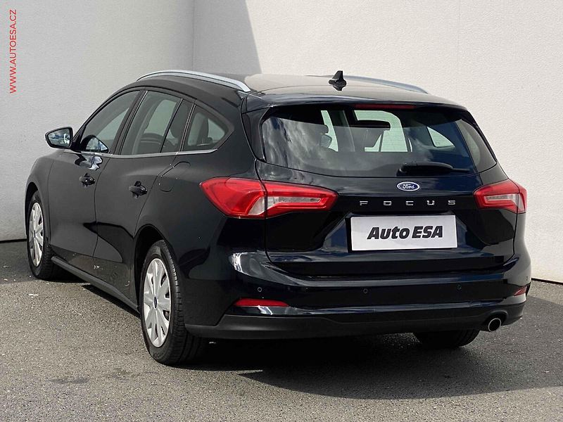 Ford Focus (2019) 1.5 EcoBlue, AC, tempo, navi - fotka 6 z 19