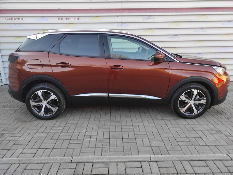Peugeot 3008 1,5bHDi Allure EAT8 S&S Pano - fotka 5 z 53