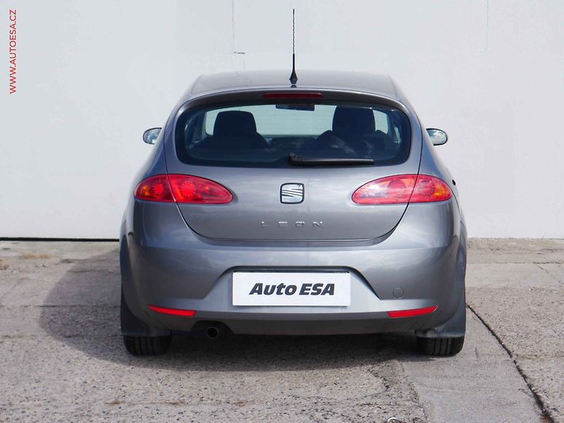 Seat Leon (2008) 1.4 MPi, ČR, STK5/28 - fotka 5 z 14