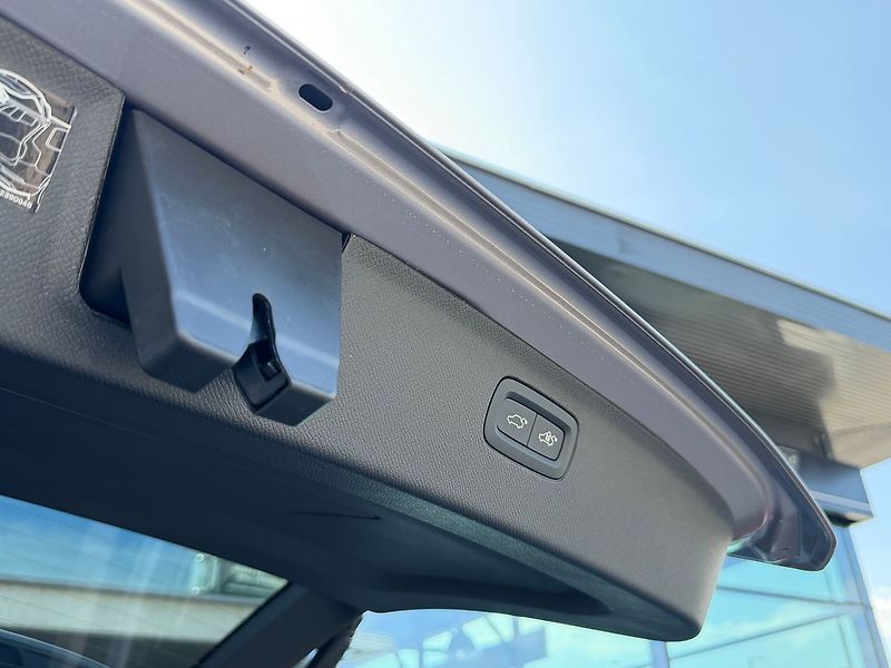 Volvo XC90 (2026) PLUS B5, ventilace, kamera 360 - fotka 15 z 23