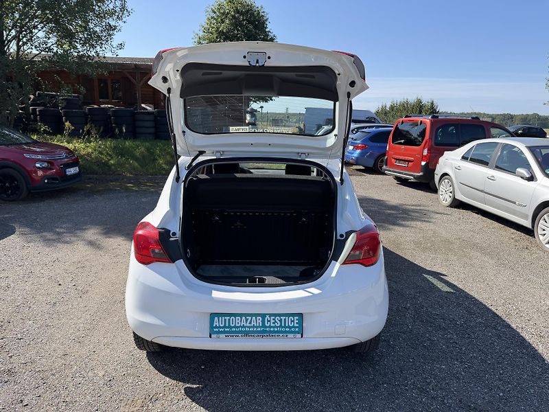 Opel Corsa 1.2i 51KW - fotka 9 z 19