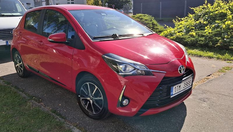 Toyota Yaris (2018) - fotka 2 z 11