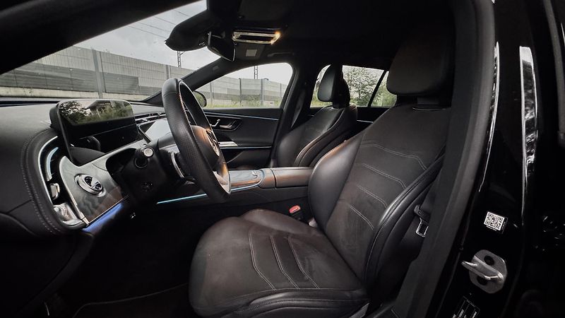 Mercedes-Benz Třídy E (2024) E220d, AMG, ZÁRUKA, PANORAMA - fotka 12 z 20
