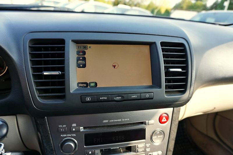 Subaru Outback (2004) 3,0R  H6 180 kW - fotka 33 z 52