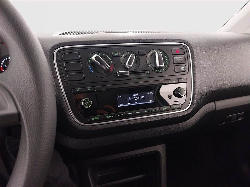 Škoda Citigo (2018) Ambition 1.0 MPI, Serv.kniha - fotka 12 z 16