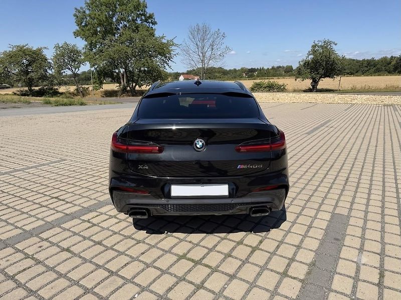 BMW X4 M40d xDrive M-PAKET - fotka 5 z 21