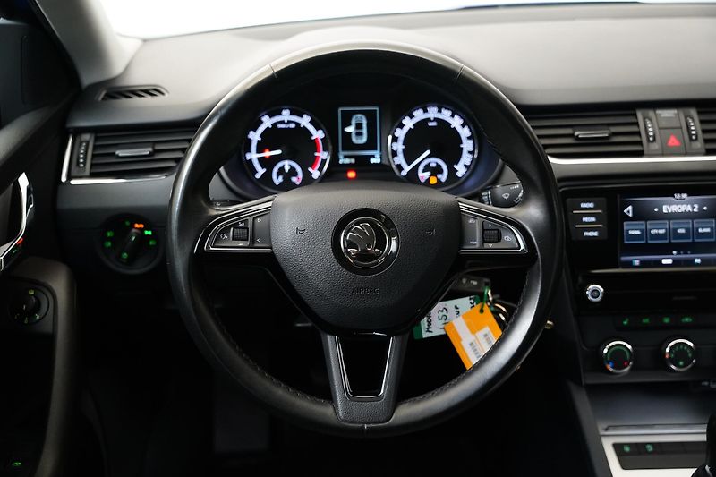 Škoda Octavia - fotka 20 z 28