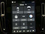 Volvo XC40 (2026) B4 ULTRA DARK AUT - náhled 32