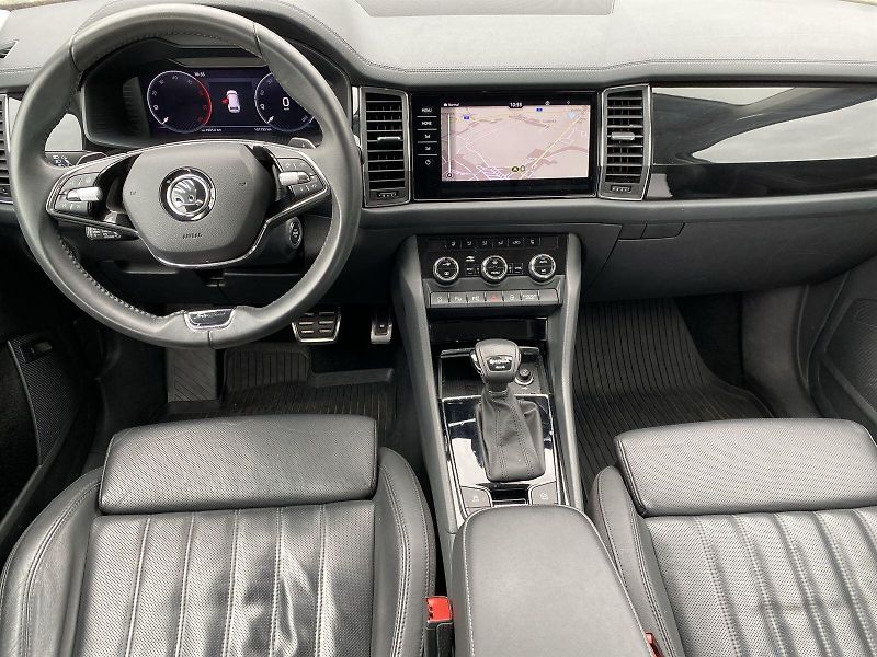 Škoda Kodiaq (2023) 2.0 TDI 4x4 DSG L&K - fotka 5 z 44
