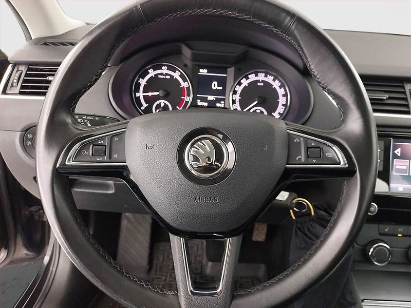 Škoda Octavia (2018) Ambition 1.0 TSI, Tempomat - fotka 16 z 18