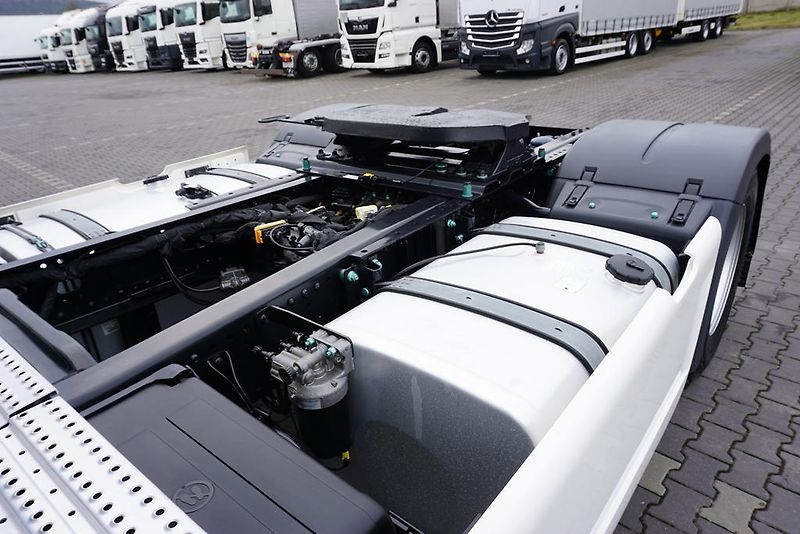 MAN TGX (2023) 18.510 / EURO 6 / GX / ACC / I - fotka 36 z 48