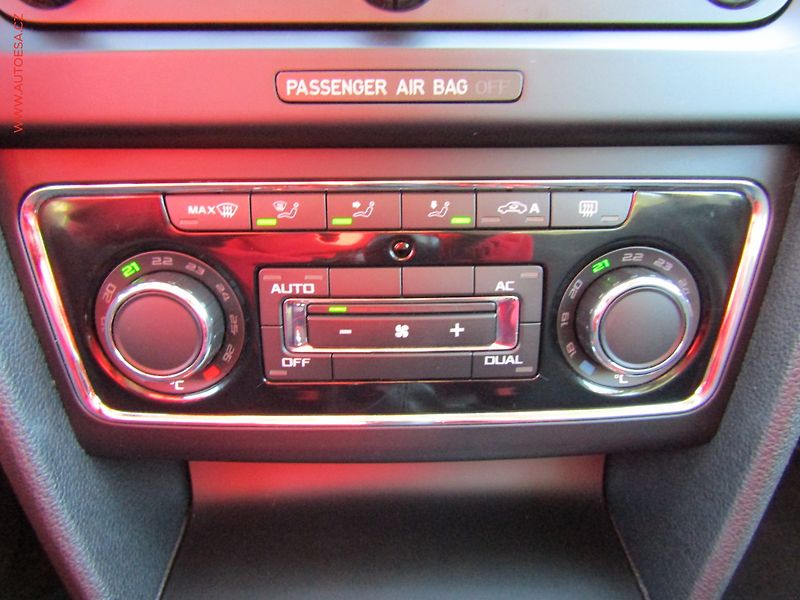 Škoda Superb (2012) 1.4TSI, autoAC, temp - fotka 14 z 18