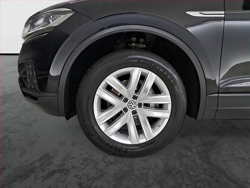 Volkswagen Touareg (2020) 3.0 TDI - fotka 15 z 19