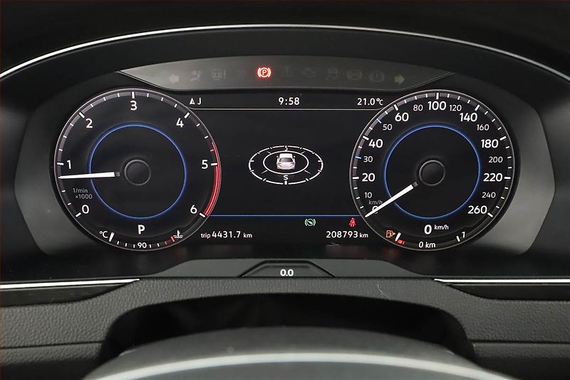 Volkswagen Passat (2019) 2.0 TDI, Automat, Kůže, Navi - fotka 12 z 20
