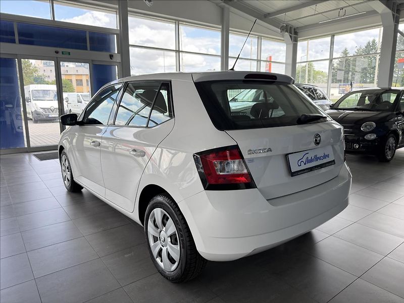 Škoda Fabia 1,2   TSI 66kW,SERVISKA,2. MAJ - fotka 4 z 21