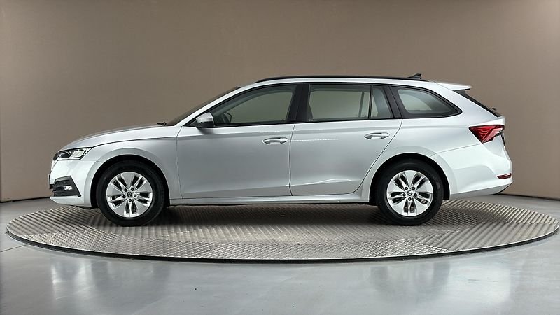 Škoda Octavia 2.0 TDI Ambition Combi - fotka 4 z 24