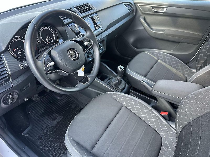 Škoda Fabia (2021) Combi 1.0 TSI Ambition + - fotka 7 z 24