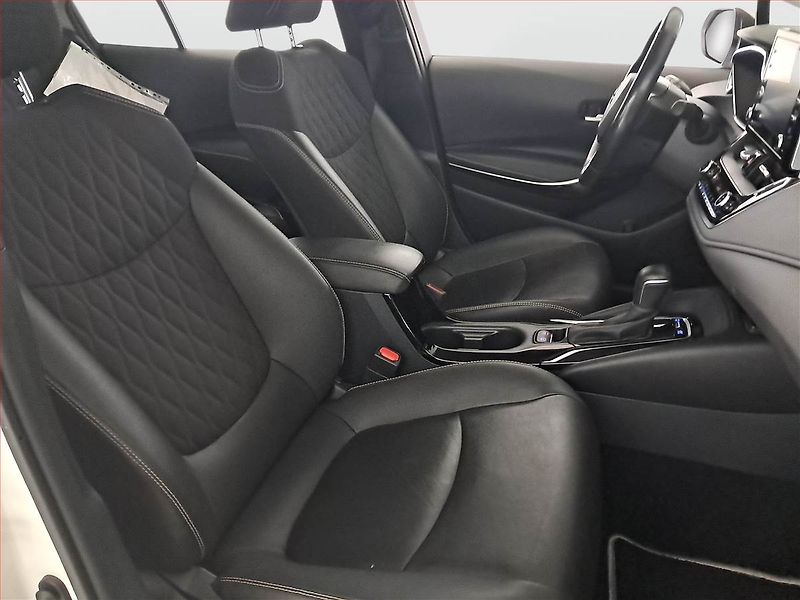 Toyota Corolla (2019) 1.8 Hybrid, Automat, Kůže - fotka 9 z 18