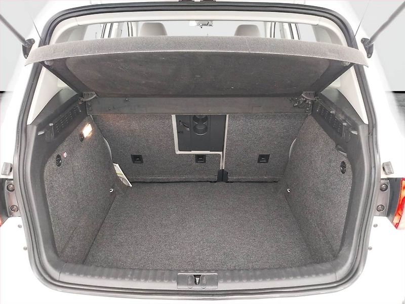 Volkswagen Tiguan (2011) 1.4 TSI, Serv.kniha - fotka 14 z 17