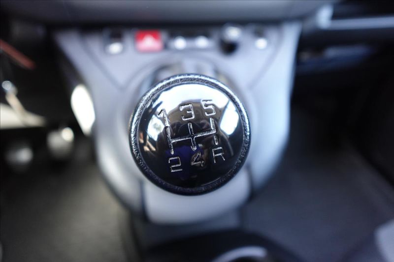 Peugeot Partner 1,6 HDI  KLIMA SERVISKA - fotka 25 z 25