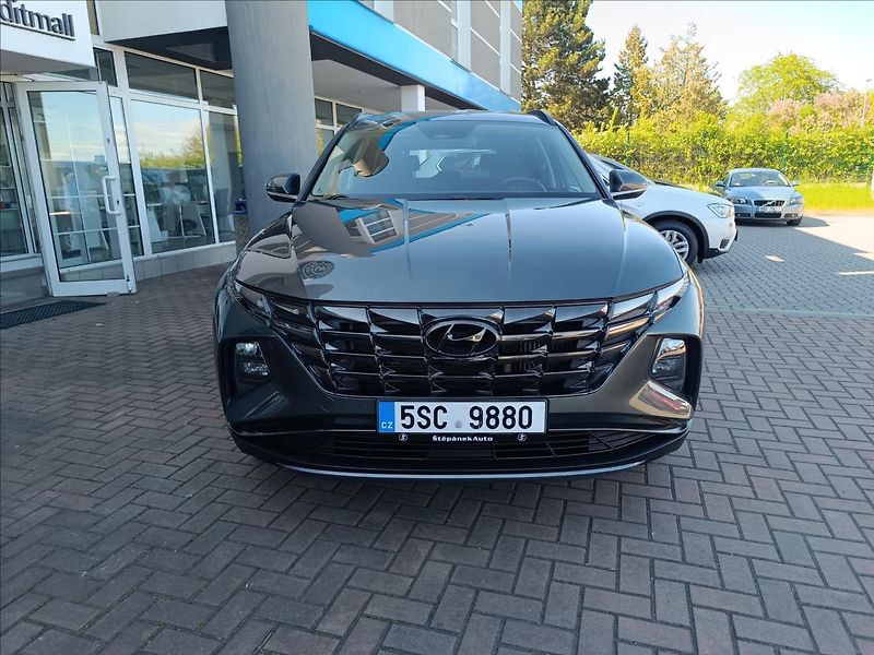 Hyundai Tucson 1,6 T-GDi 4X4 Smart - fotka 4 z 18