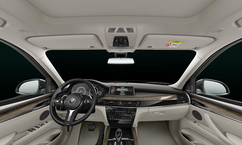 BMW X5 xDrive40d - fotka 5 z 6