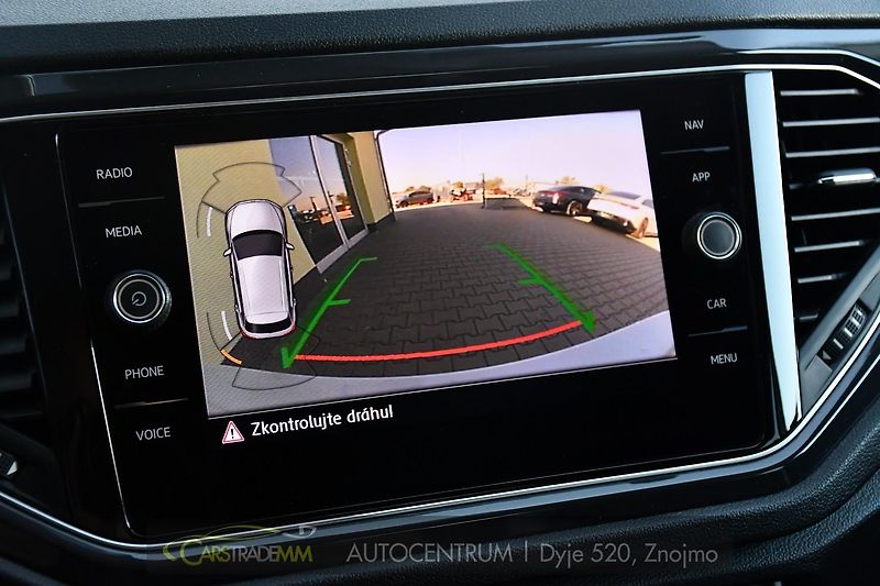 Volkswagen T-Roc 2.0TDi DSG 4M ACC LED - fotka 31 z 43