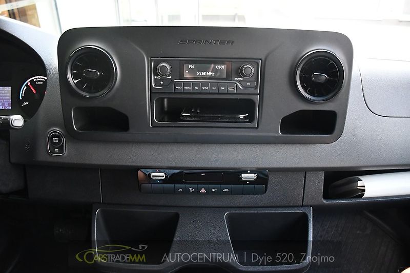 Mercedes-Benz eSprinter 312 1M 92,9%SoH Zadáno - fotka 17 z 35