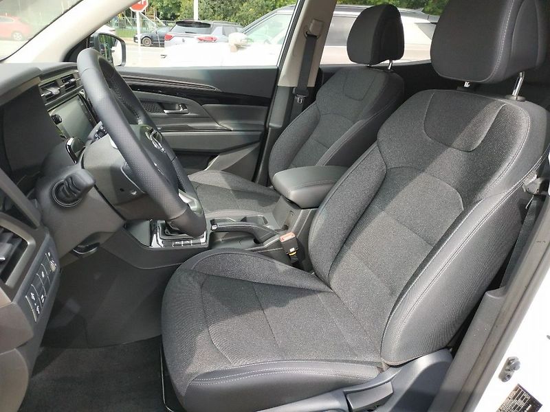 KGM Korando 1.5T, SMART,2WD, MT, SKLADEM - fotka 13 z 36