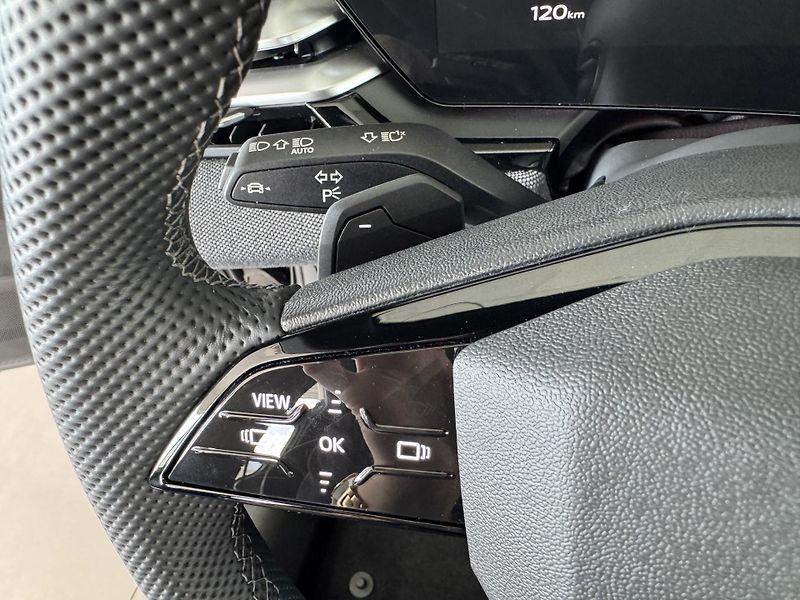 Audi A5 TFSI 150kW*S-LINE*REZERVACE! - fotka 27 z 37