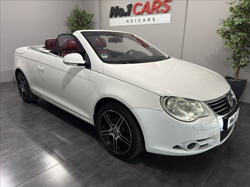 Volkswagen EOS 2,0   FSI ČERVENÁ KŮŽE BI-XEN - fotka 2 z 25