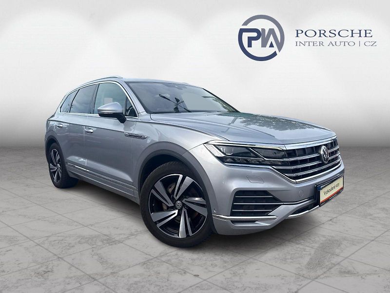 Volkswagen Touareg Elegance 3.0TDi 210kW A8 4x4 - fotka 6 z 27