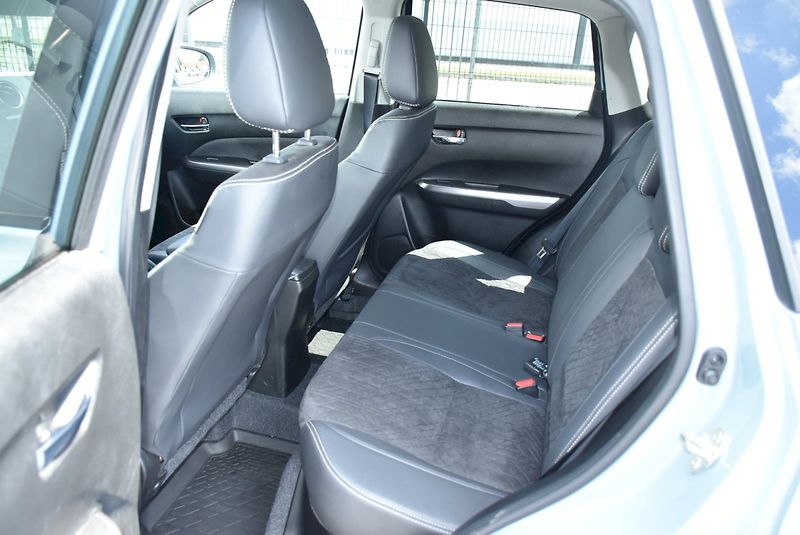 Suzuki Vitara (2025) Elegance Allgrip 1.4 Boosterje - fotka 24 z 32
