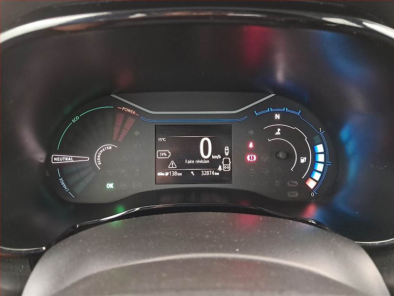 Dacia Spring (2022) Electric 45 (27 kWh), SoH 92% - fotka 11 z 21