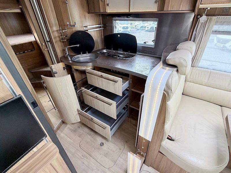 Pilote (2012) G832XLG Explorateur - fotka 17 z 34