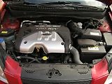 Motor 1,5 CRDi šlechtí šestnáct ventlů, vstřikování common-rail a variabilní geometrie lopatek turbodmychadla.
