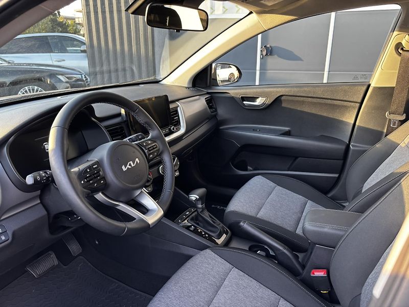 Kia Stonic (2025) Spin 1.0 T-GDI - fotka 9 z 11