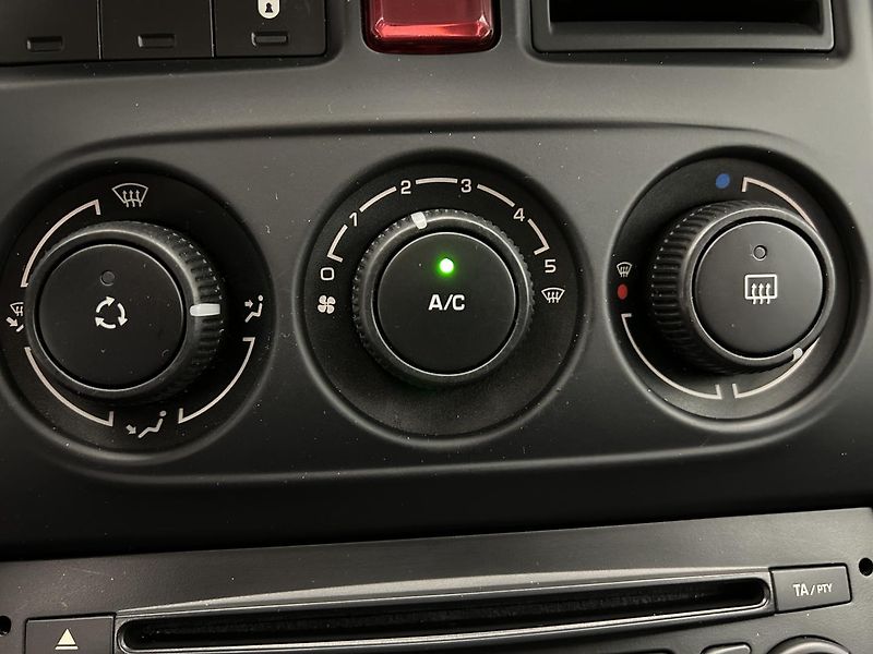 Citroën C3 Picasso 1.4 VTi Exclusive - fotka 9 z 21